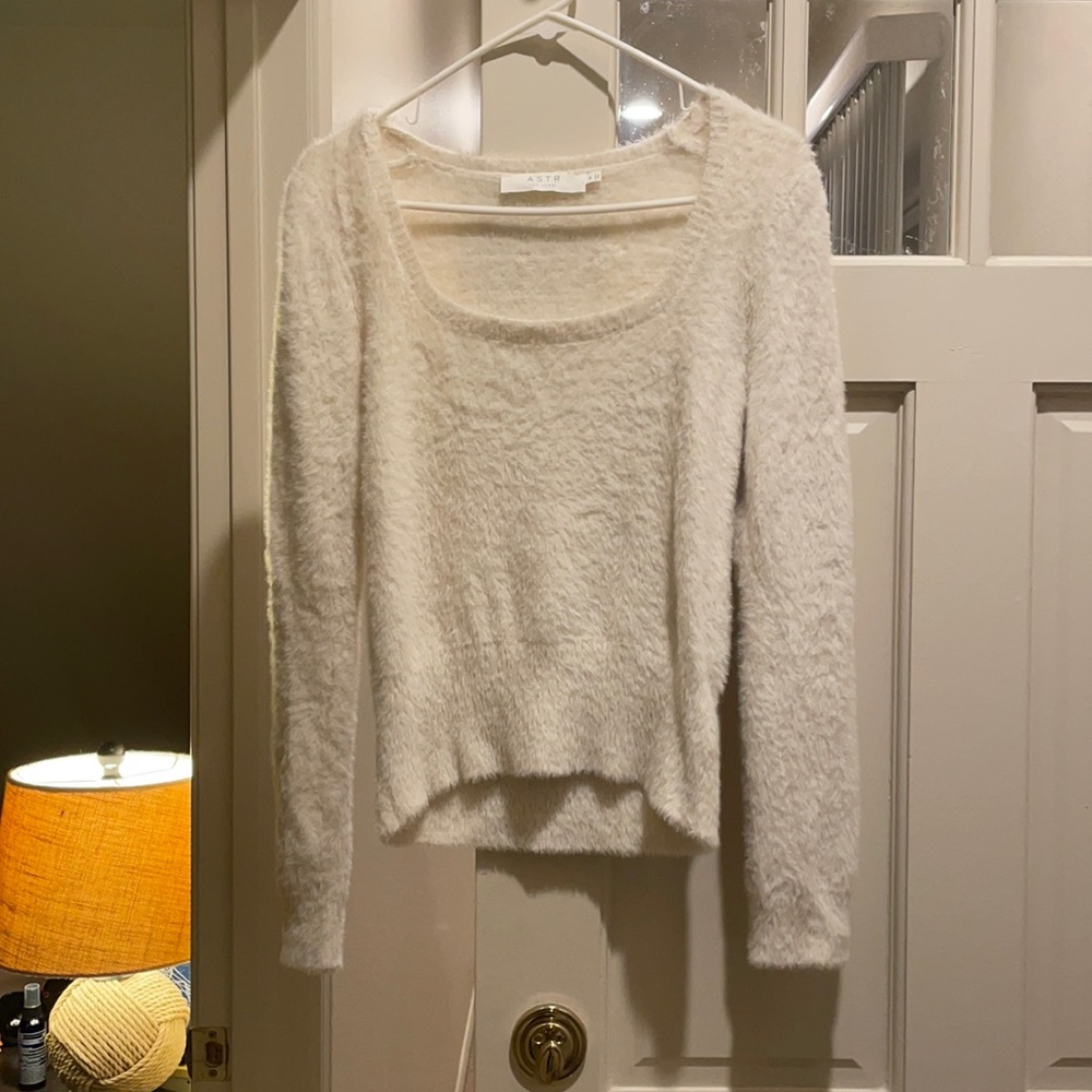 ASTR the label white winter sweater
